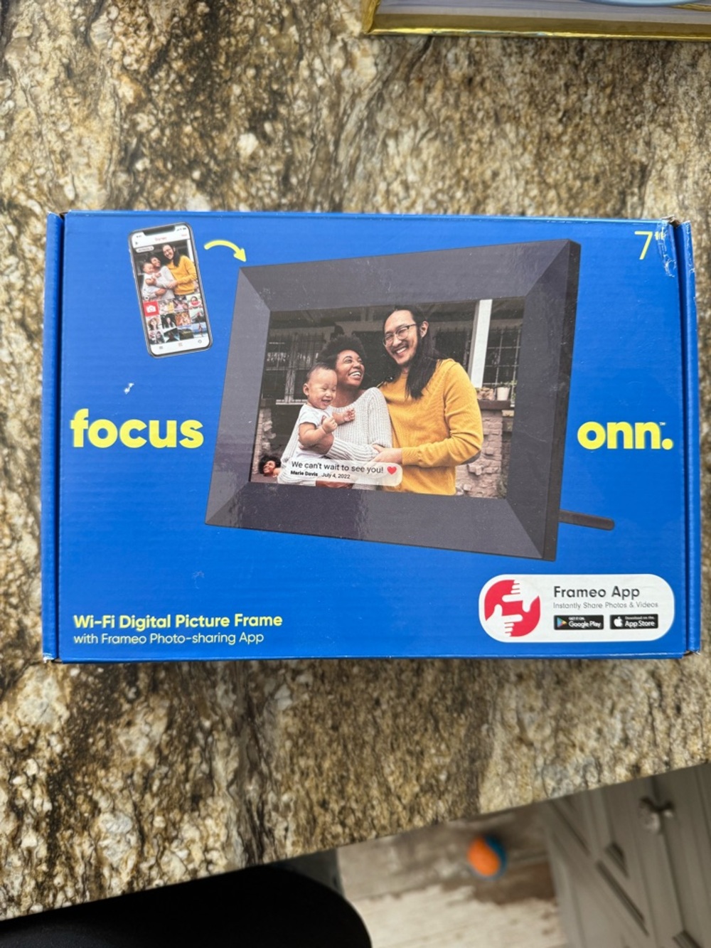 onn. Focus 7" Wi‑Fi Digital Photo Frame - Black. NIB